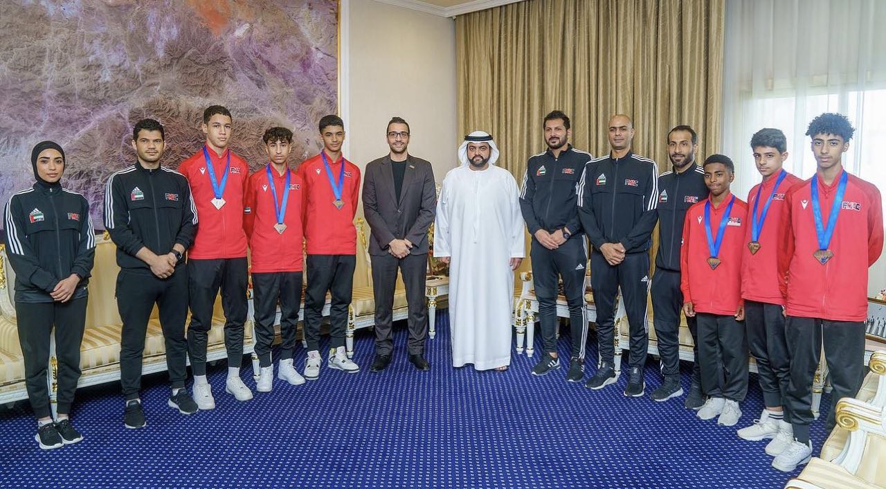 .The Crown Prince of Fujairah receives the players and delegation of the Taekwondo team participating in the Arab Championship in Egypt